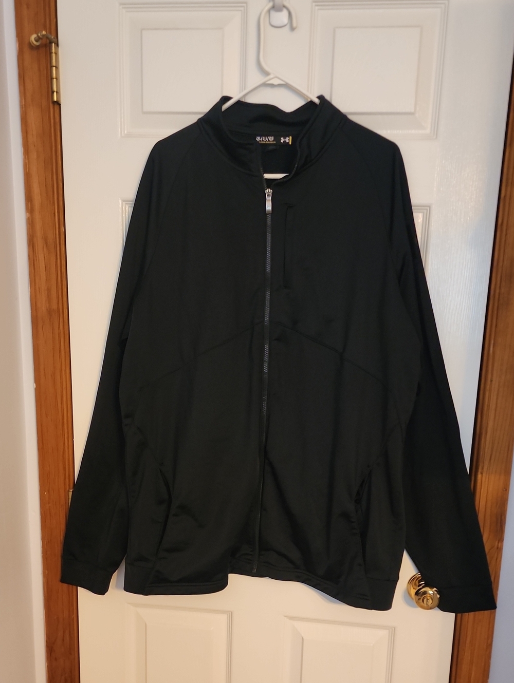 Under Armour Men's Black Lightweight Full-Zip Jacket